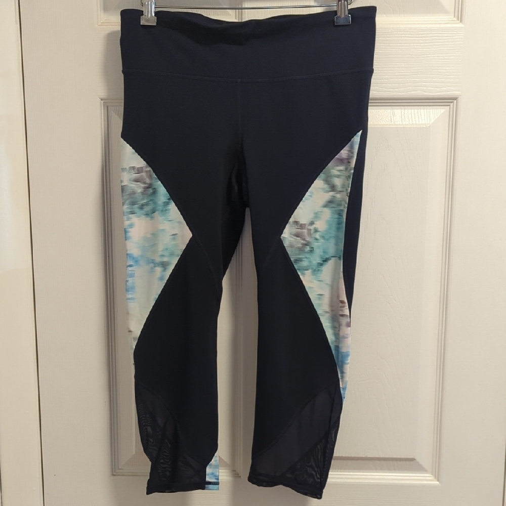 GapFit Workout Leggings Size M